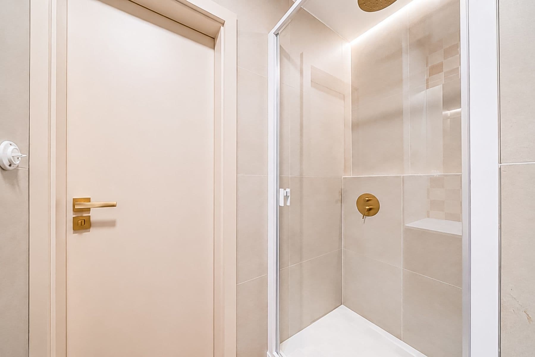 Prodej bytu 3+1 62 m², tř. Kosmonautů, Olomouc, Olomoucký kraj Prodej bytu 3+1 62 m², tř. Kosmonautů, Olomouc, Olomoucký kraj