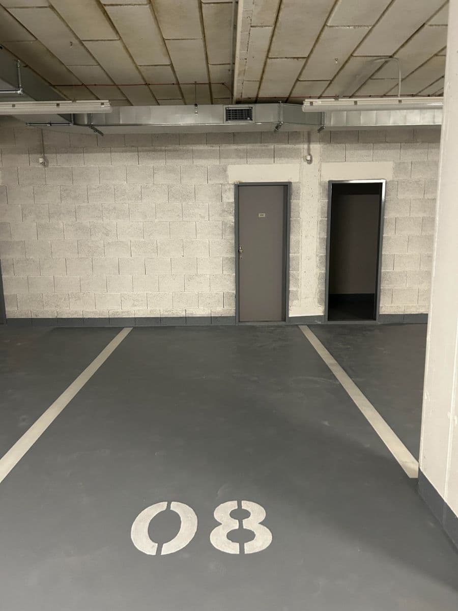 Pronájem garáže 13 m², Praha, Praha Pronájem garáže 13 m², Praha, Praha