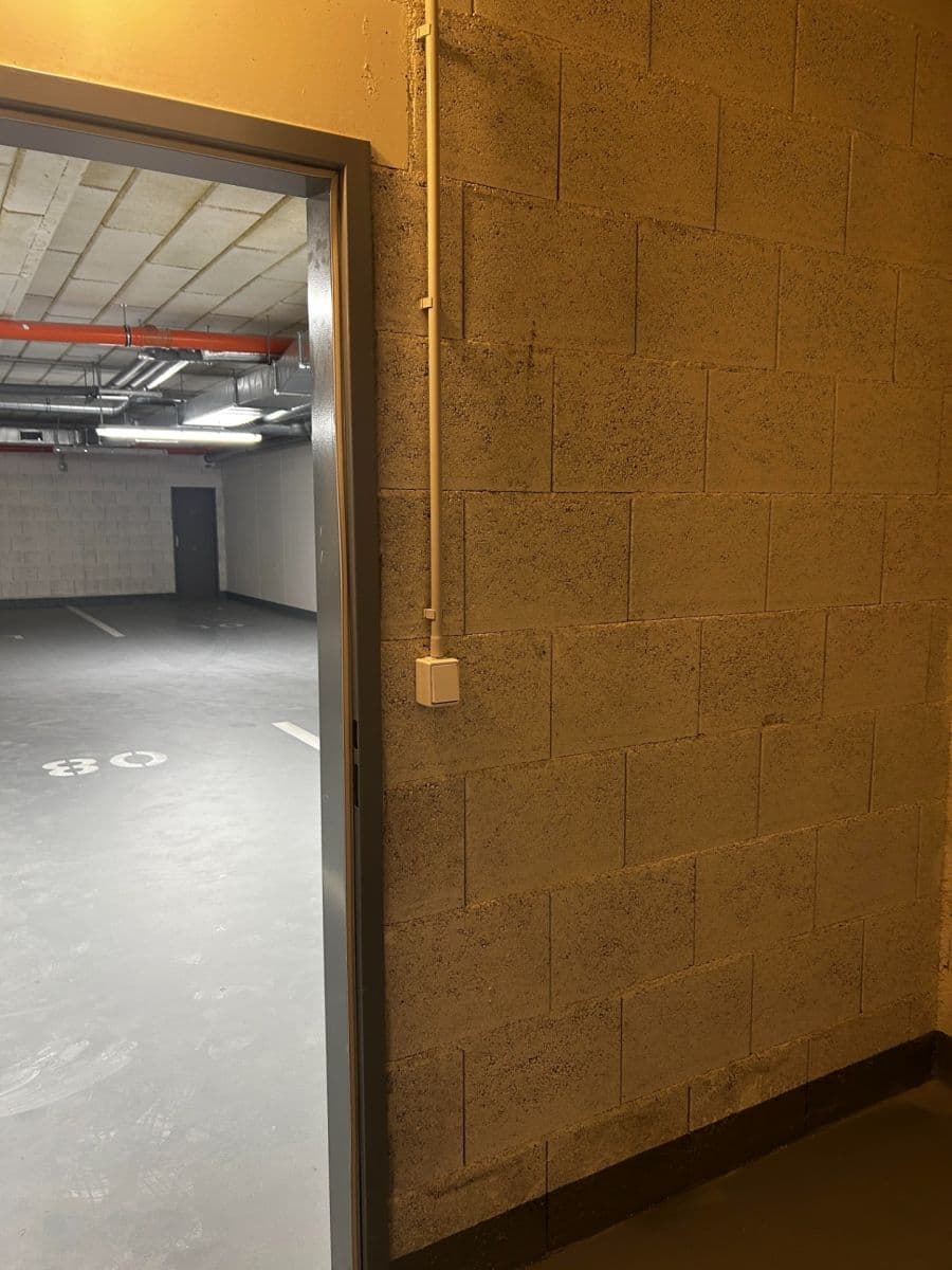 Pronájem garáže 13 m², Praha, Praha Pronájem garáže 13 m², Praha, Praha