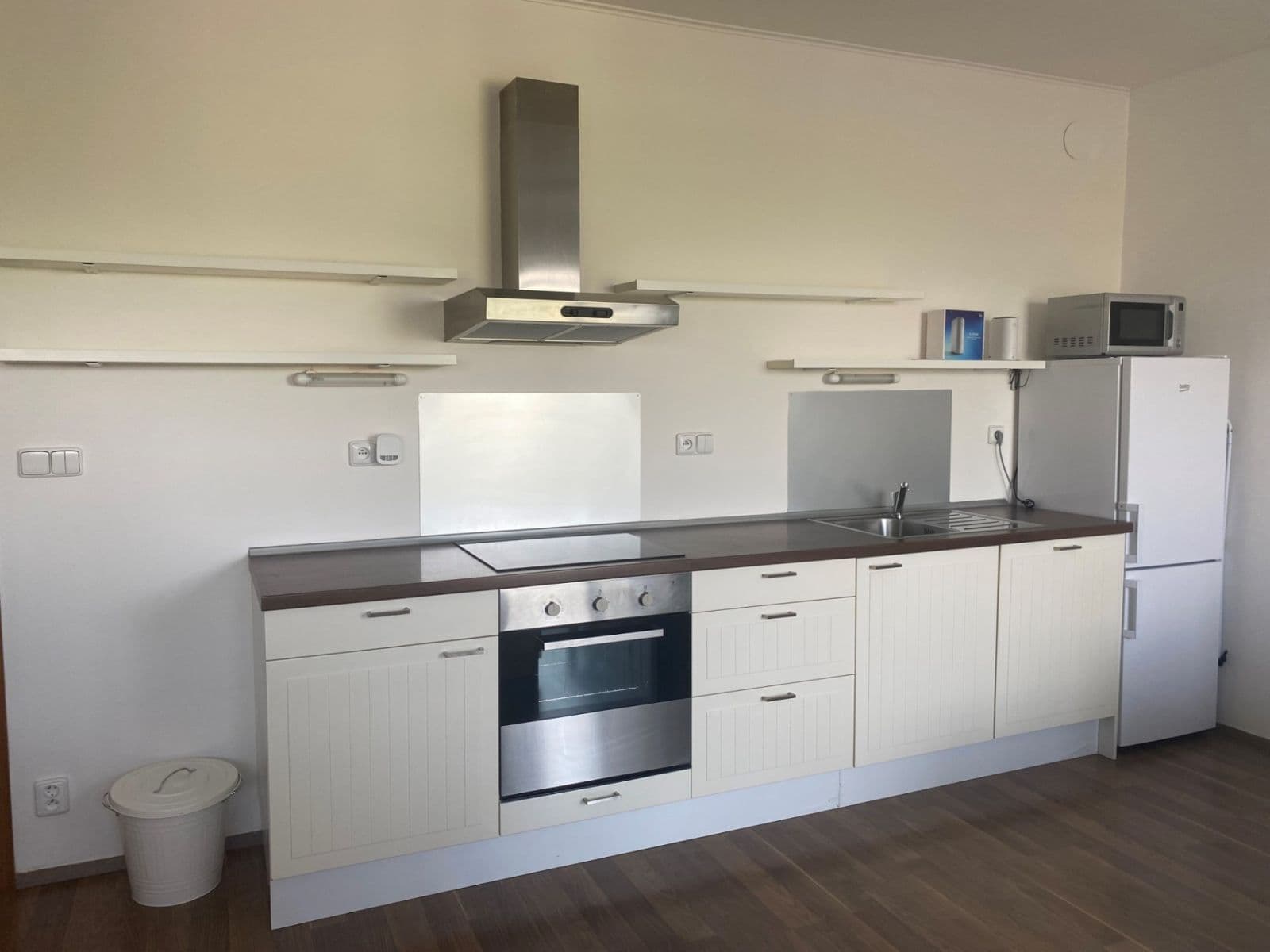 Pronájem bytu 1+kk 40 m², Miroslava Hajna, Praha, Praha Pronájem bytu 1+kk 40 m², Miroslava Hajna, Praha, Praha