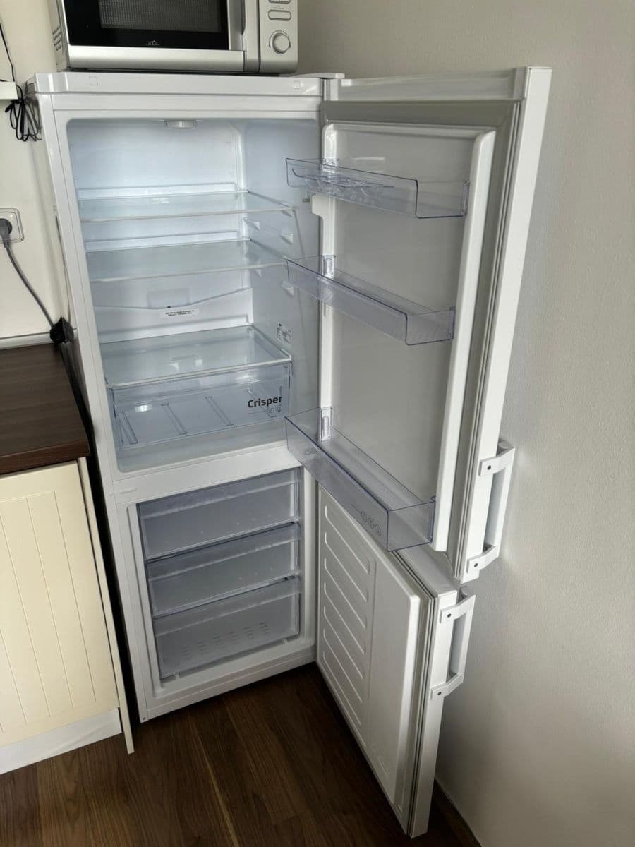 Pronájem bytu 1+kk 40 m², Miroslava Hajna, Praha, Praha Pronájem bytu 1+kk 40 m², Miroslava Hajna, Praha, Praha