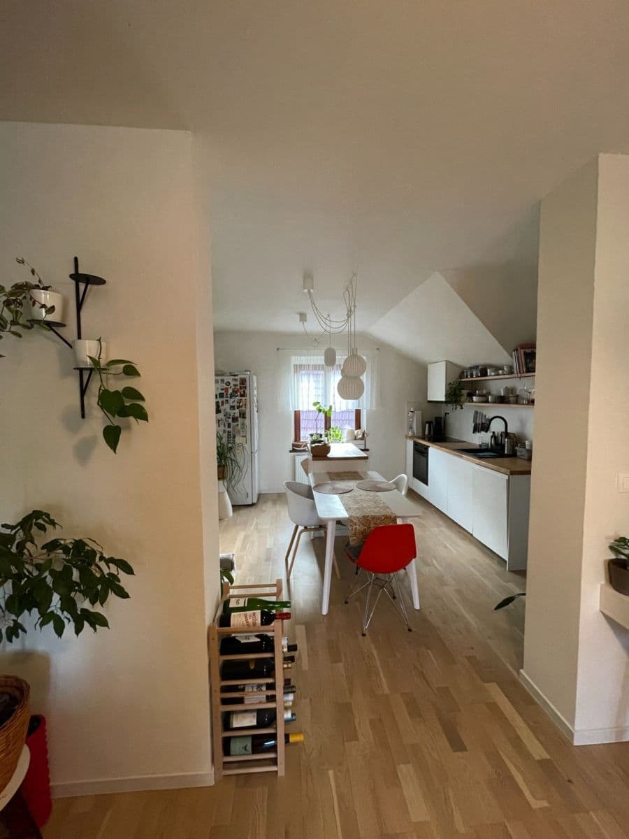 Pronájem bytu 2+1 65 m², Révová, Praha, Praha Pronájem bytu 2+1 65 m², Révová, Praha, Praha