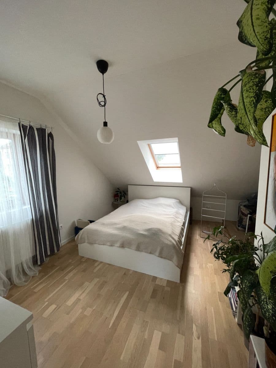 Pronájem bytu 2+1 65 m², Révová, Praha, Praha Pronájem bytu 2+1 65 m², Révová, Praha, Praha