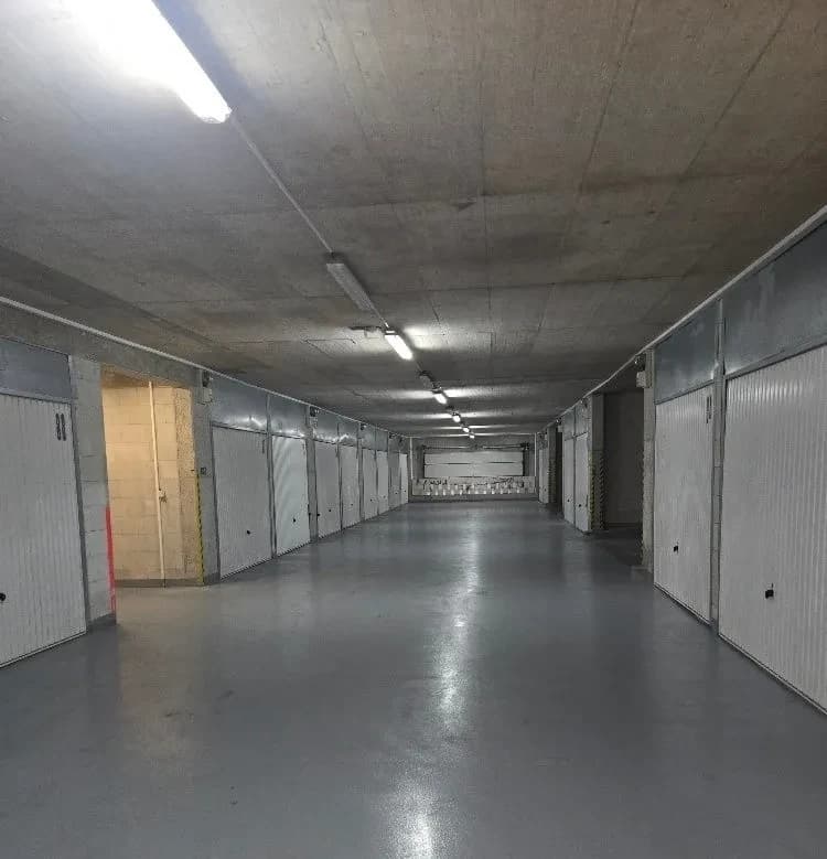 Pronájem garáže 16 m², Liberec, Liberecký kraj Pronájem garáže 16 m², Liberec, Liberecký kraj