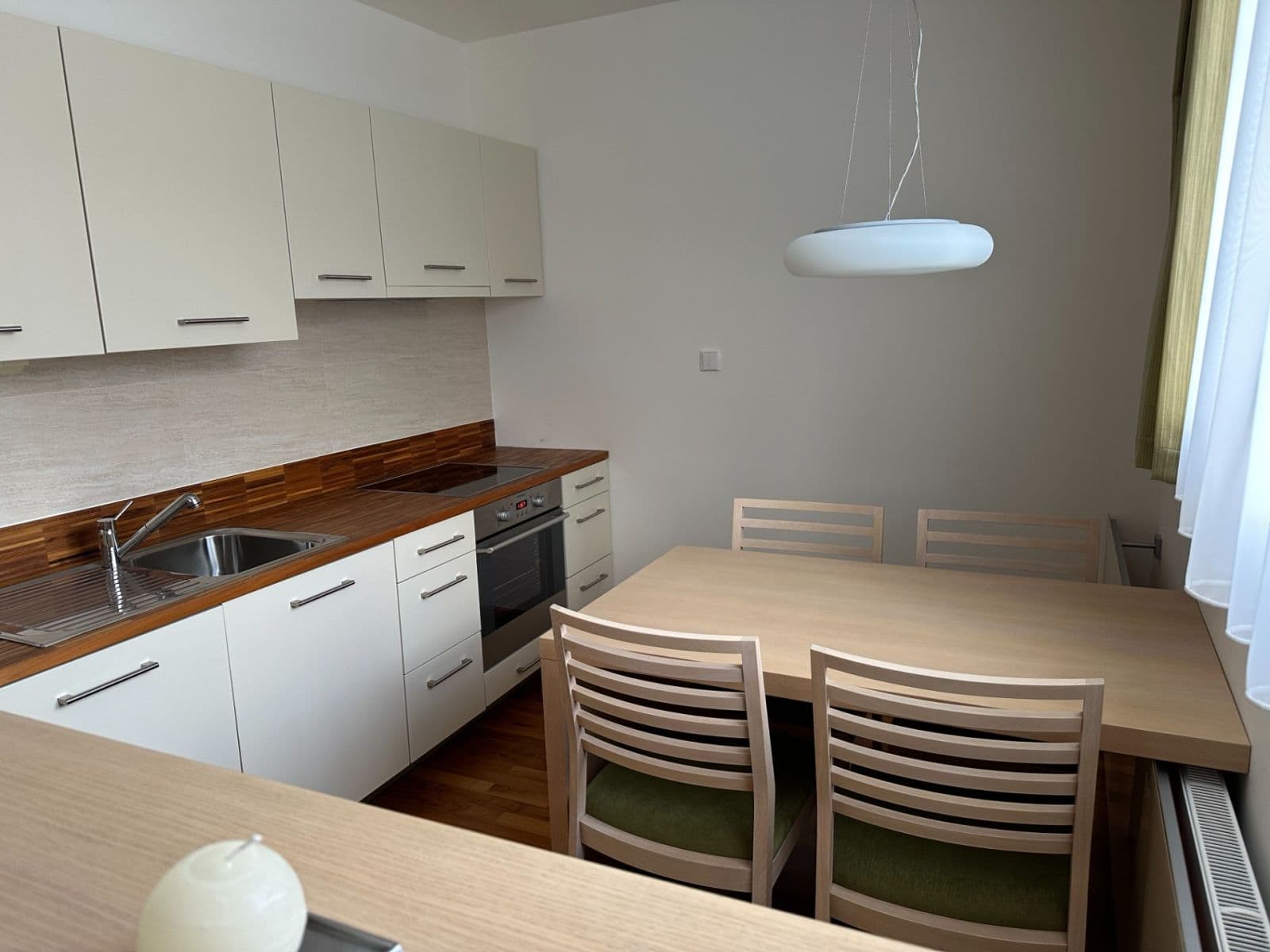 Prodej bytu 2+kk 61 m², Špindlerův Mlýn, Královéhradecký kraj Prodej bytu 2+kk 61 m², Špindlerův Mlýn, Královéhradecký kraj