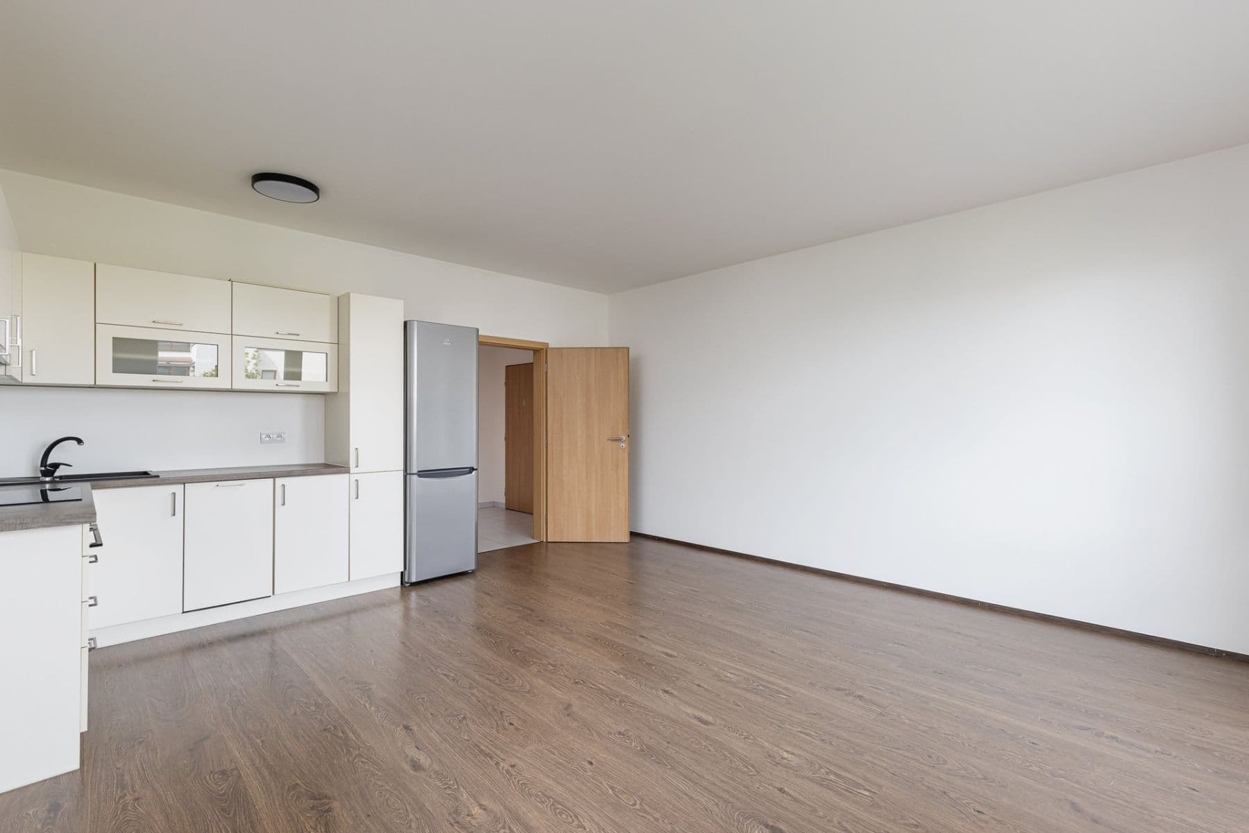Pronájem bytu 1+kk 37 m², Theinova, Praha, Praha Pronájem bytu 1+kk 37 m², Theinova, Praha, Praha
