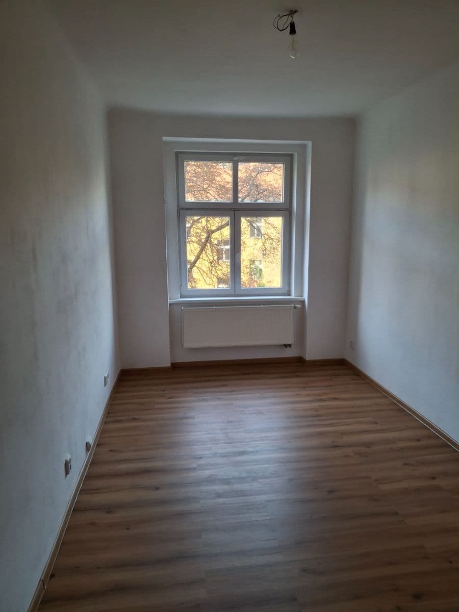 Pronájem bytu 2+kk 39 m², Pod Vilami, Praha, Praha Pronájem bytu 2+kk 39 m², Pod Vilami, Praha, Praha