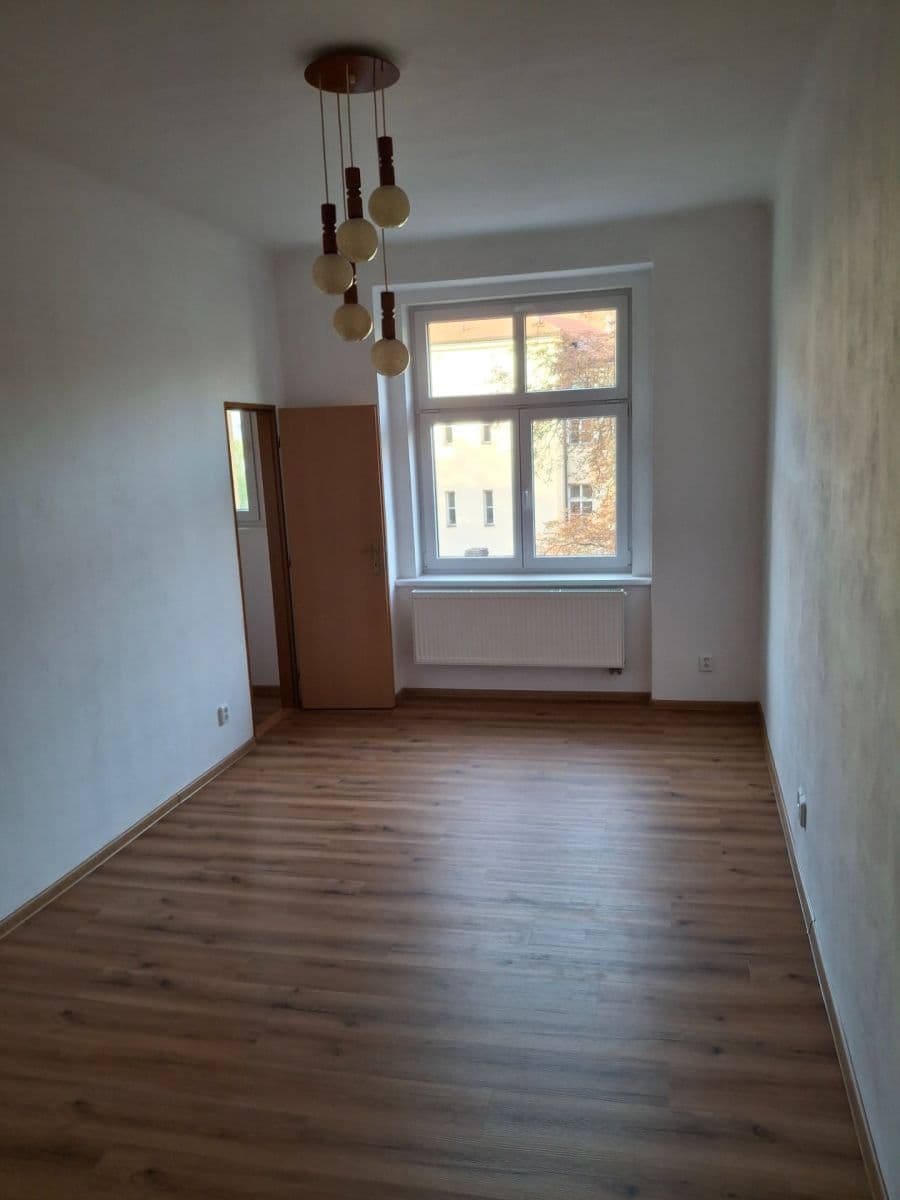 Pronájem bytu 2+kk 39 m², Pod Vilami, Praha, Praha Pronájem bytu 2+kk 39 m², Pod Vilami, Praha, Praha
