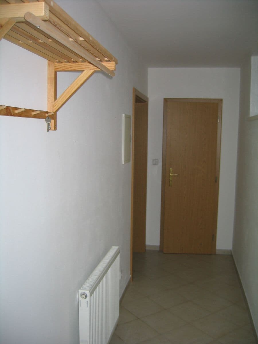 Pronájem bytu 2+kk 58 m², Velvarská, Horoměřice, Středočeský kraj Pronájem bytu 2+kk 58 m², Velvarská, Horoměřice, Středočeský kraj