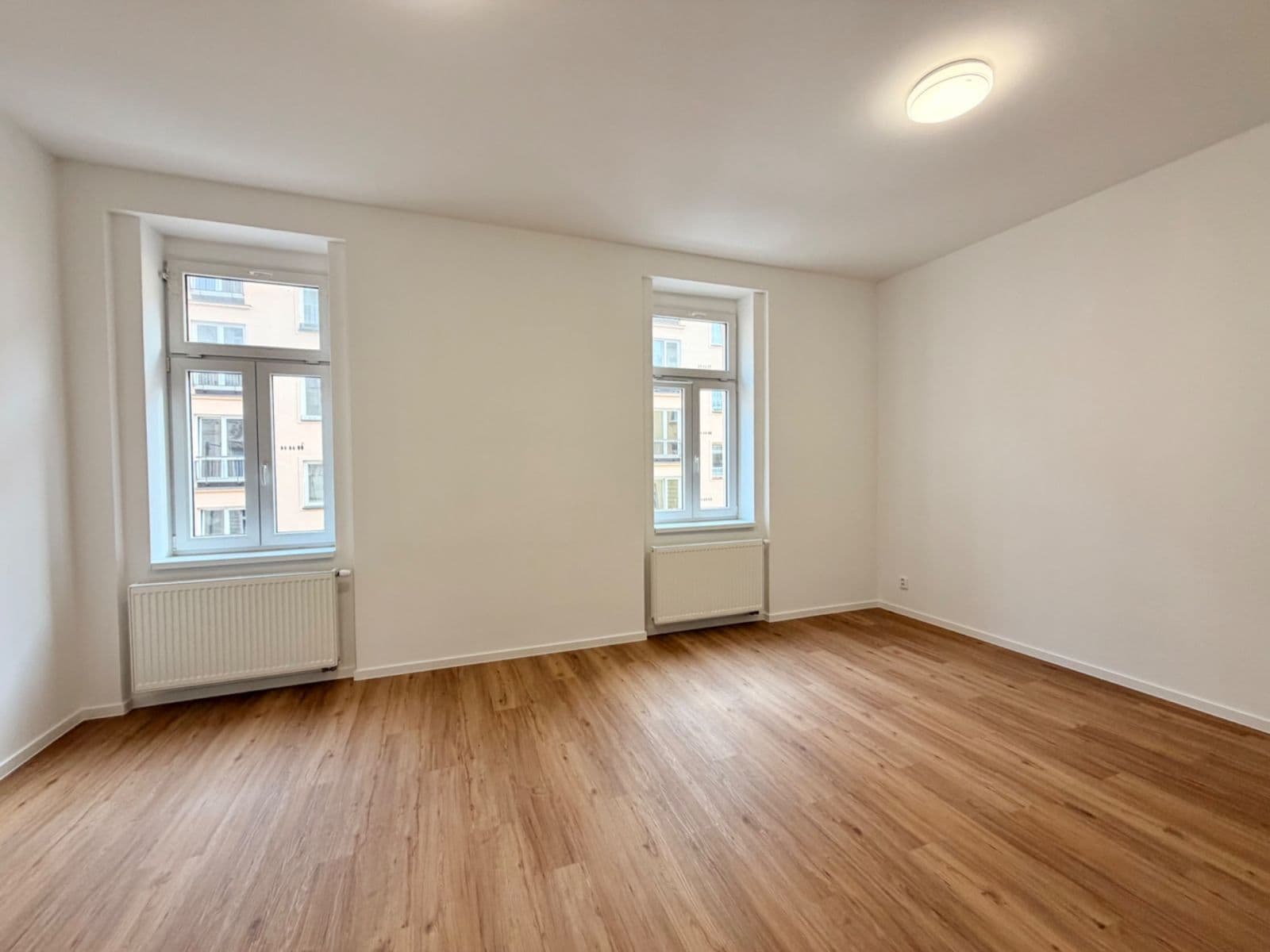 Pronájem bytu 1+kk 32 m², V Zahradách, Praha, Praha Pronájem bytu 1+kk 32 m², V Zahradách, Praha, Praha