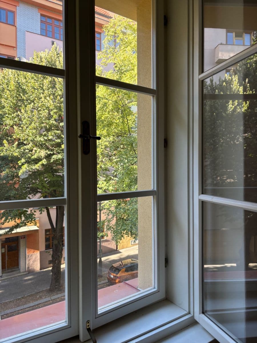 Pronájem bytu 2+1 45 m², Žerotínova, Praha, Praha Pronájem bytu 2+1 45 m², Žerotínova, Praha, Praha