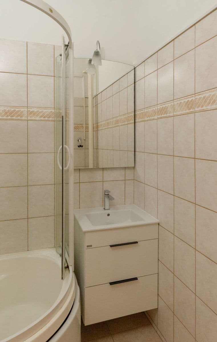 Prodej bytu 3+1 60 m², Petřivalského, Přerov, Olomoucký kraj Prodej bytu 3+1 60 m², Petřivalského, Přerov, Olomoucký kraj