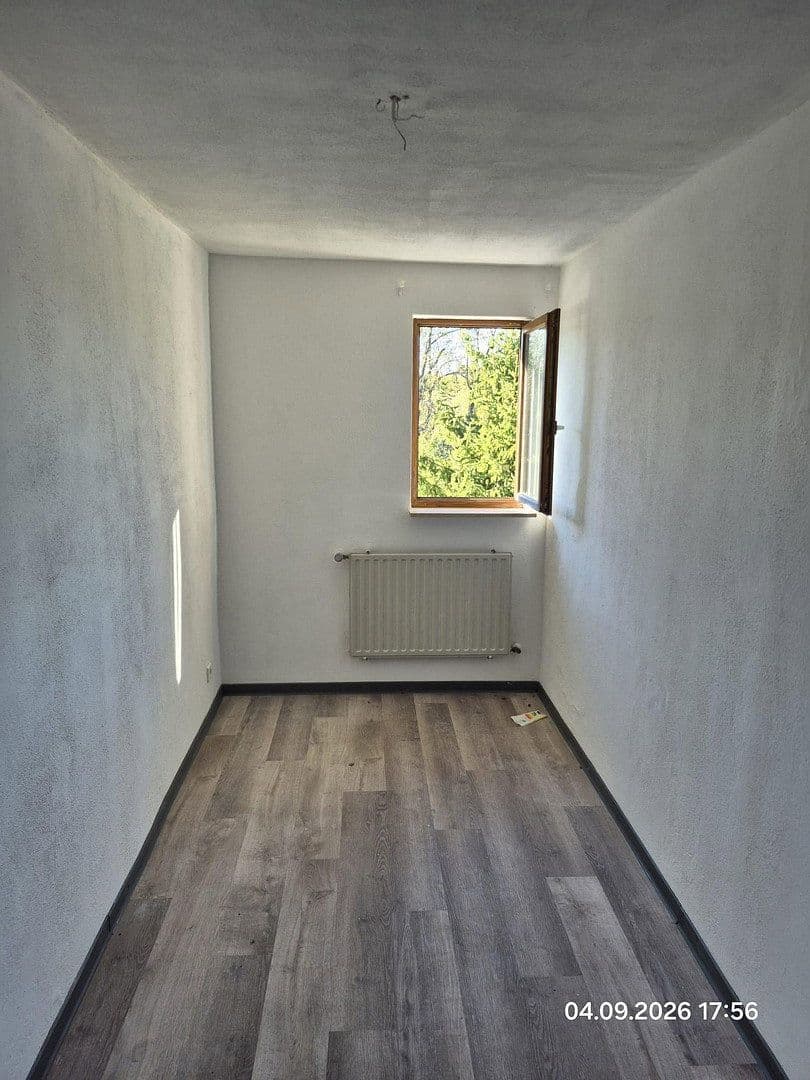 Pronájem bytu 3+1 78 m², TRöGELSBACH 10, Altensteig, Bádensko-Württembersko Pronájem bytu 3+1 78 m², TRöGELSBACH 10, Altensteig, Bádensko-Württembersko