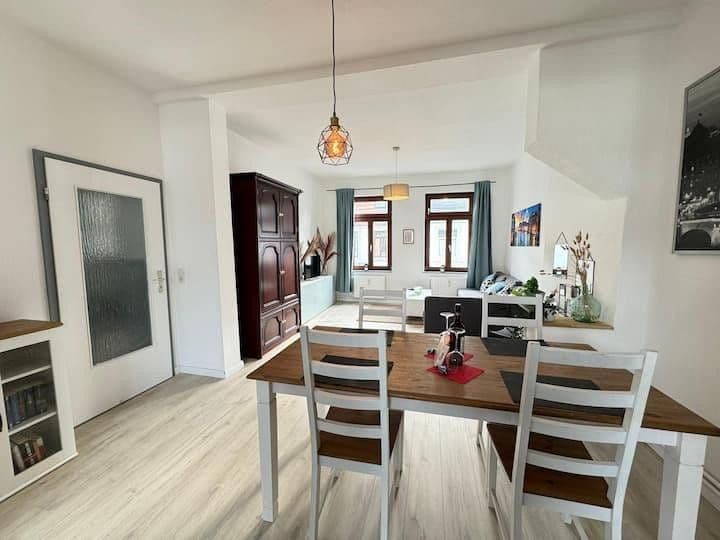 Pronájem bytu 2+1 61 m², Adolfstraße 30, Bremerhaven, Bremen Pronájem bytu 2+1 61 m², Adolfstraße 30, Bremerhaven, Bremen