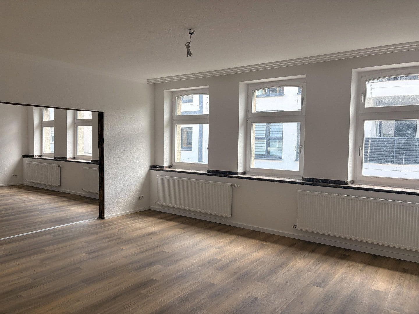 Prodej bytu 3+1 143 m², Kölner Str. 21, Grevenbroich, Severní Porýní-Vestfálsko Prodej bytu 3+1 143 m², Kölner Str. 21, Grevenbroich, Severní Porýní-Vestfálsko