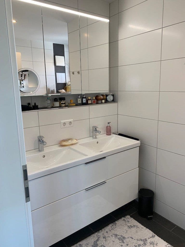 Pronájem bytu 4+kk 157 m², Ulm, Bádensko-Württembersko Pronájem bytu 4+kk 157 m², Ulm, Bádensko-Württembersko