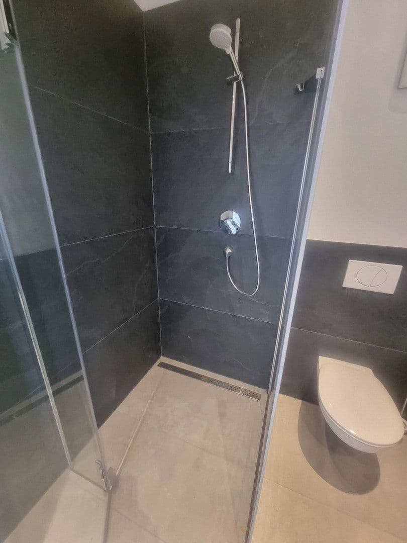 Pronájem bytu 2+1 30 m², Wuppertal, Severní Porýní-Vestfálsko Pronájem bytu 2+1 30 m², Wuppertal, Severní Porýní-Vestfálsko