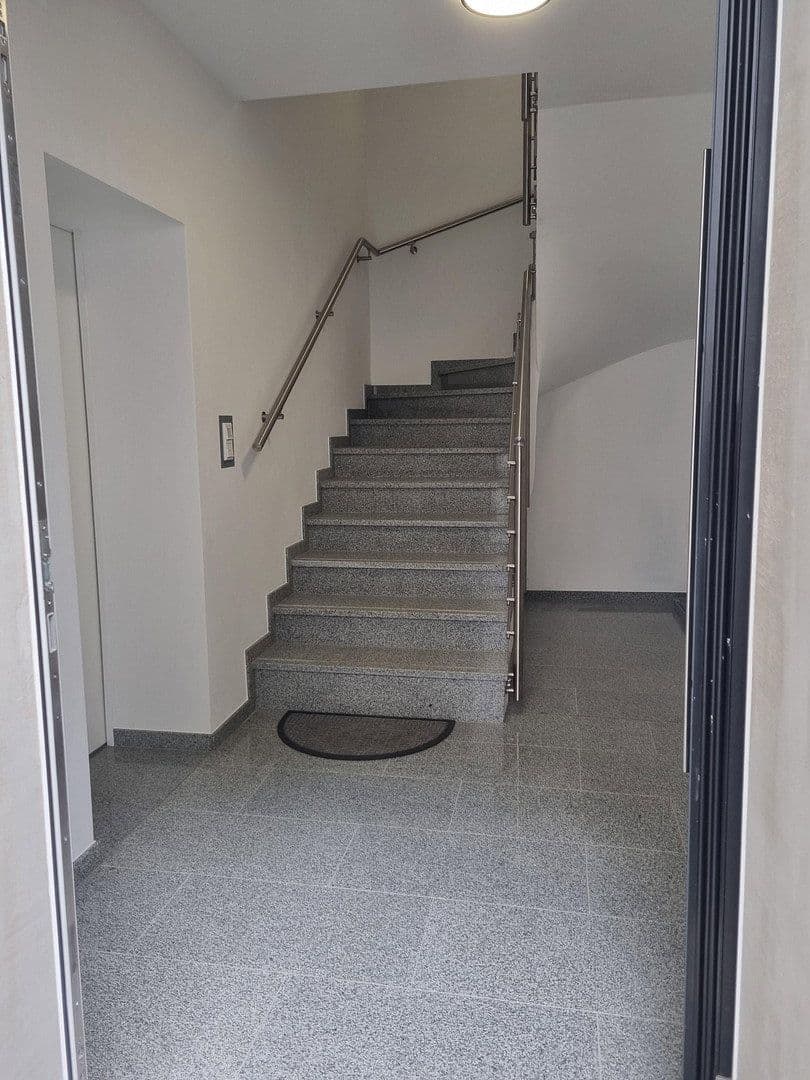 Pronájem bytu 2+1 30 m², Wuppertal, Severní Porýní-Vestfálsko Pronájem bytu 2+1 30 m², Wuppertal, Severní Porýní-Vestfálsko