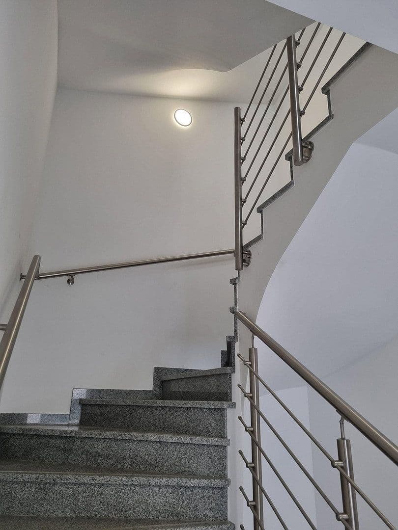 Pronájem bytu 2+1 30 m², Wuppertal, Severní Porýní-Vestfálsko Pronájem bytu 2+1 30 m², Wuppertal, Severní Porýní-Vestfálsko