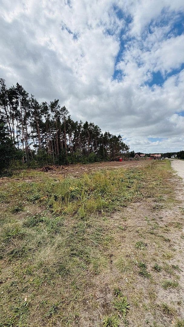 Prodej pozemku 715 m², Kleiner Mühlenweg, Milower Land, Braniborsko Prodej pozemku 715 m², Kleiner Mühlenweg, Milower Land, Braniborsko