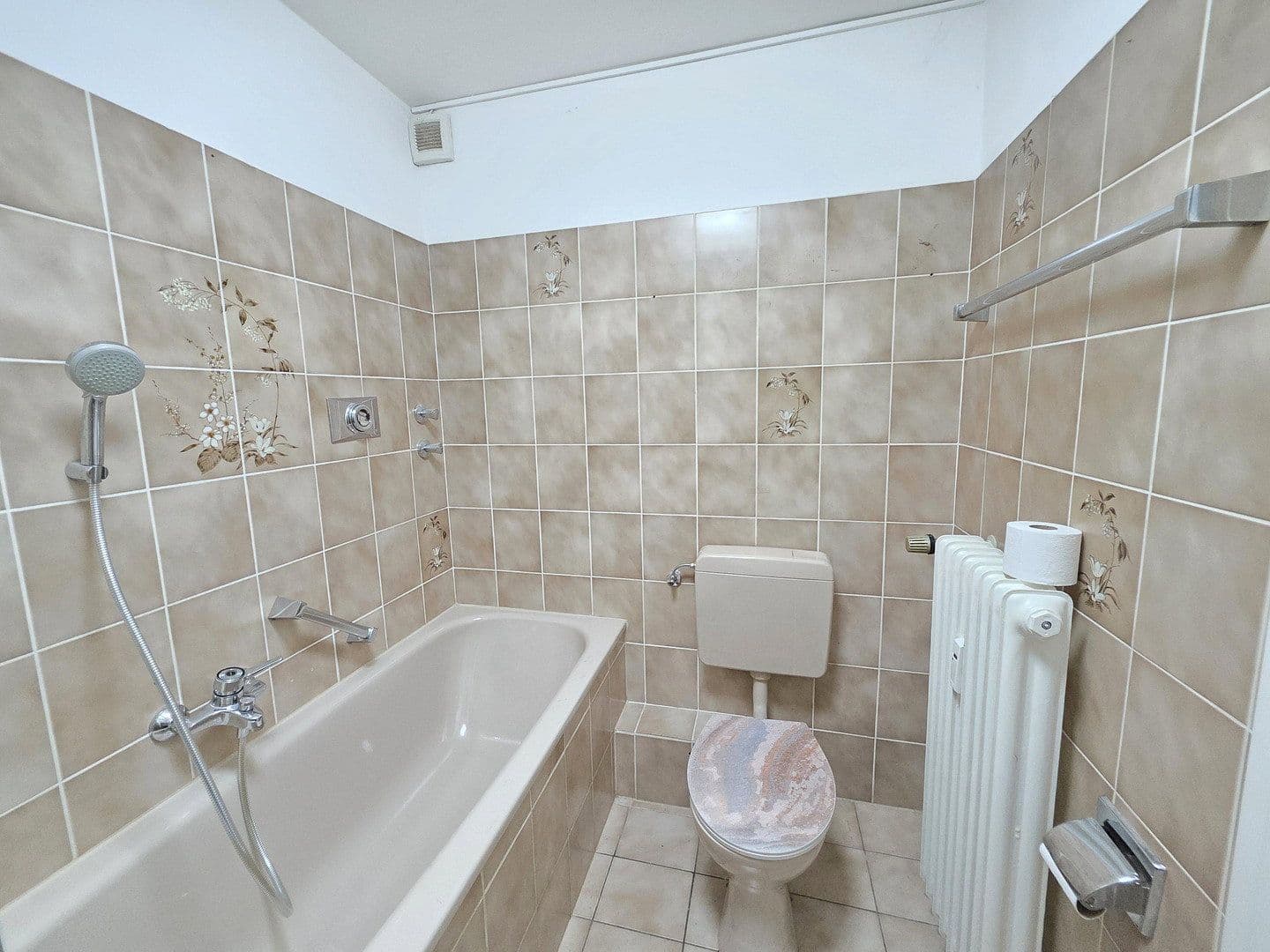 Pronájem bytu 2+kk 64 m², Am Homberg 9, Hattingen, Severní Porýní-Vestfálsko Pronájem bytu 2+kk 64 m², Am Homberg 9, Hattingen, Severní Porýní-Vestfálsko