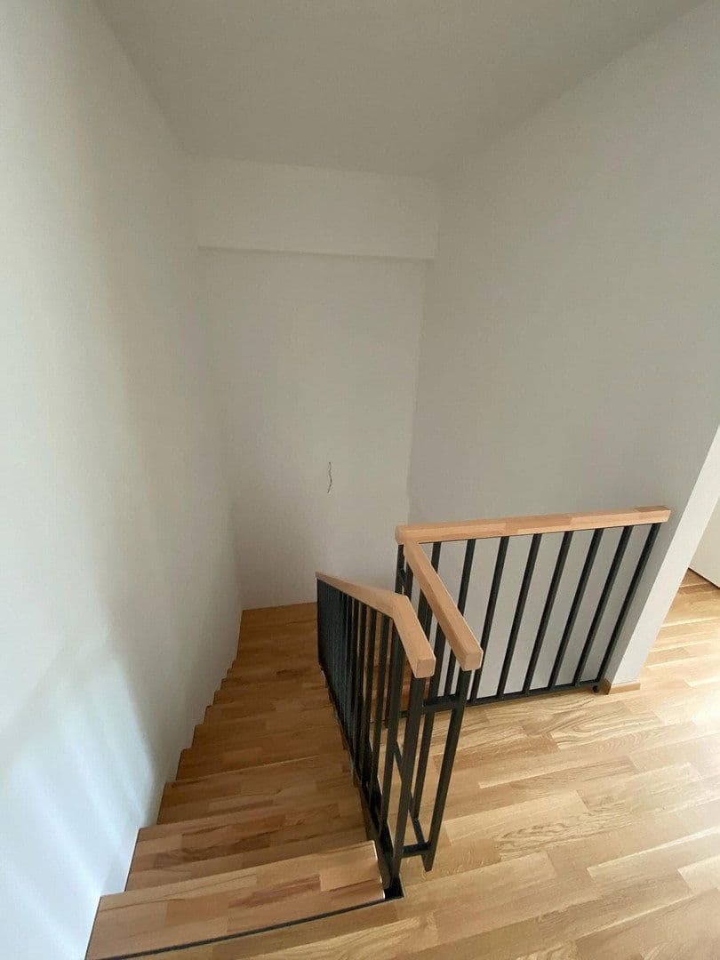 Pronájem bytu 3+kk 93 m², Schanzäckerstr. 56, Nürnberg, Bavorsko Pronájem bytu 3+kk 93 m², Schanzäckerstr. 56, Nürnberg, Bavorsko