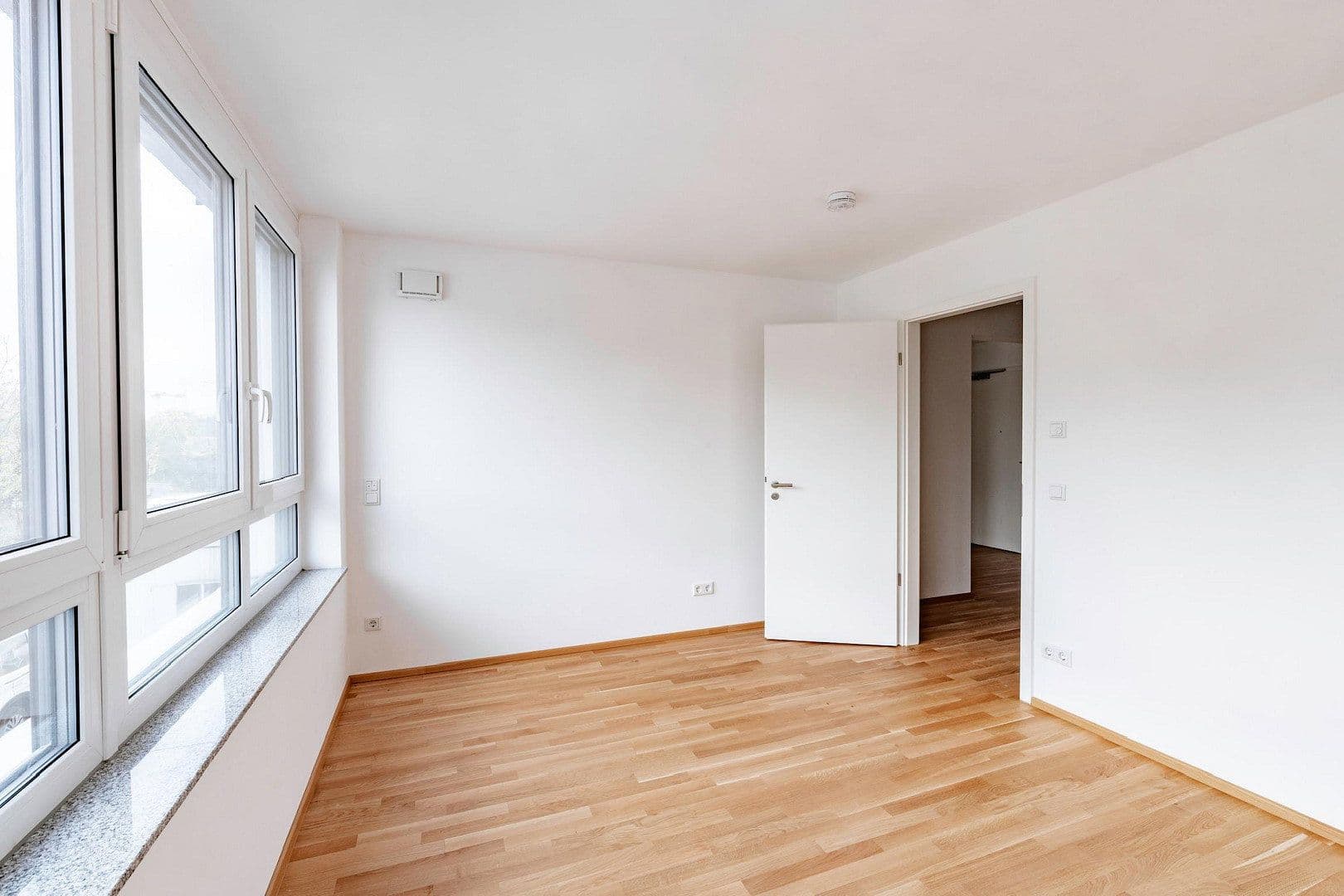 Pronájem bytu 3+kk 93 m², Schanzäckerstr. 56, Nürnberg, Bavorsko Pronájem bytu 3+kk 93 m², Schanzäckerstr. 56, Nürnberg, Bavorsko