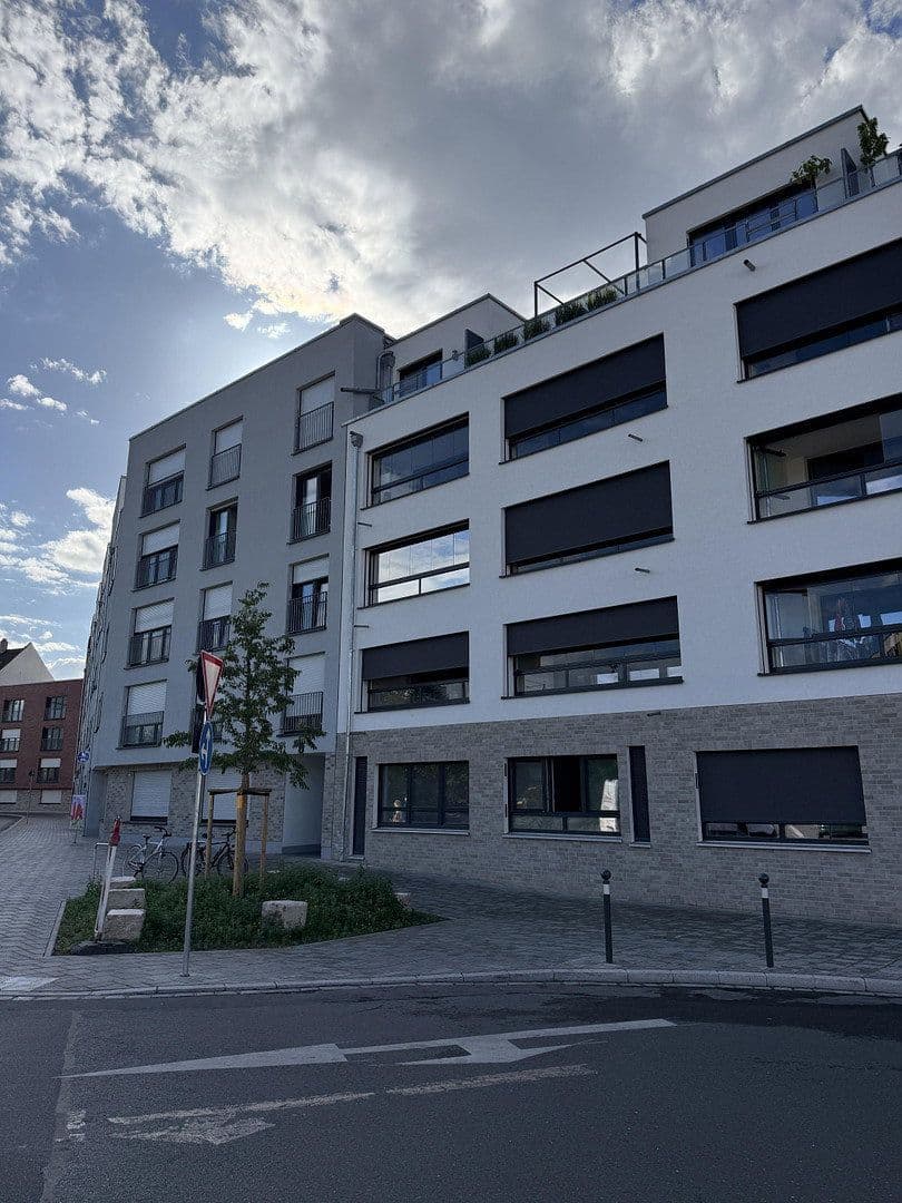 Pronájem bytu 3+kk 93 m², Schanzäckerstr. 56, Nürnberg, Bavorsko Pronájem bytu 3+kk 93 m², Schanzäckerstr. 56, Nürnberg, Bavorsko