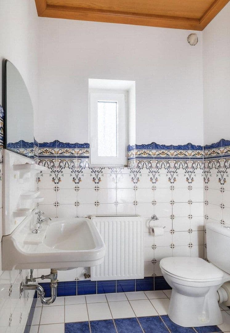 Prodej domu 658 m², pozemek 2.333 m², Erpel, Porýní-Falc Prodej domu 658 m², pozemek 2.333 m², Erpel, Porýní-Falc