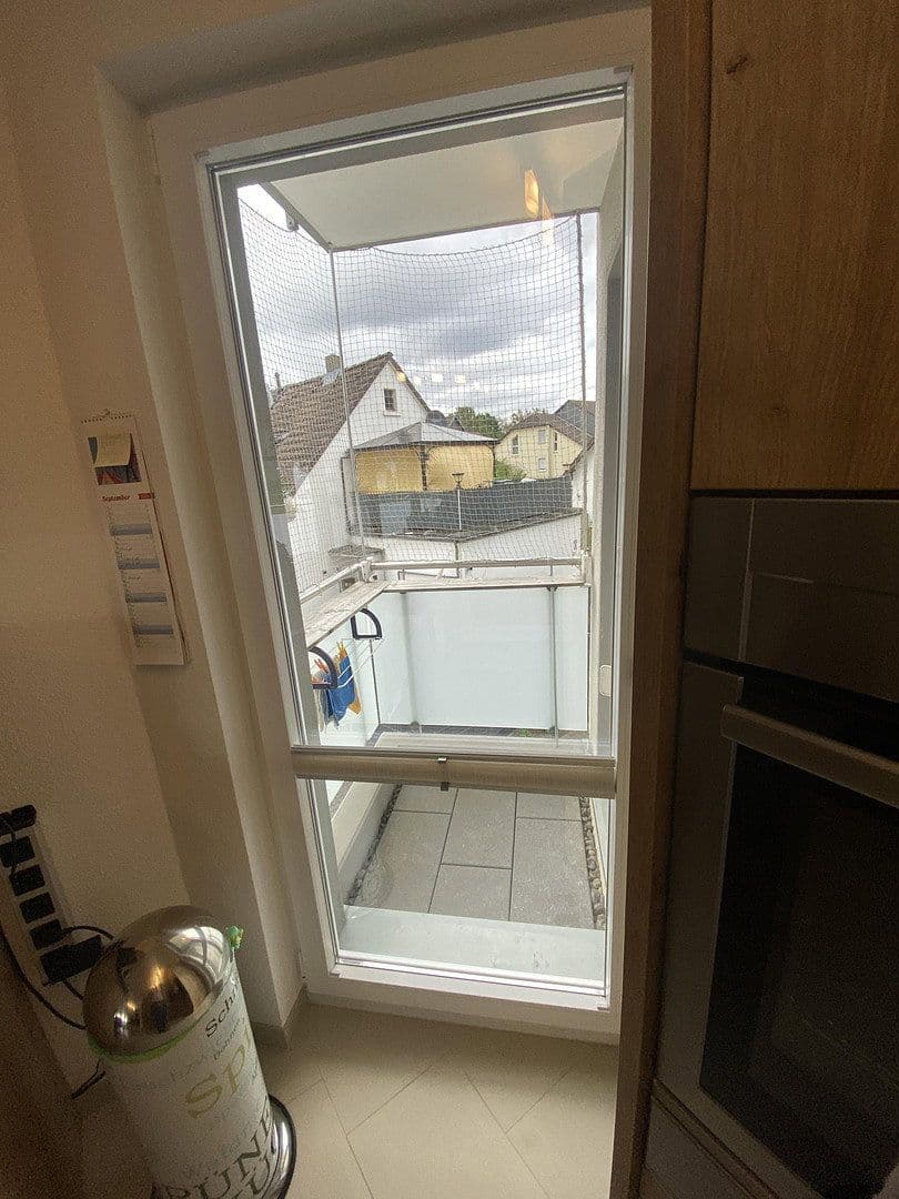 Pronájem bytu 2+1 80 m², Gillicher Straße 18, Solingen, Severní Porýní-Vestfálsko Pronájem bytu 2+1 80 m², Gillicher Straße 18, Solingen, Severní Porýní-Vestfálsko