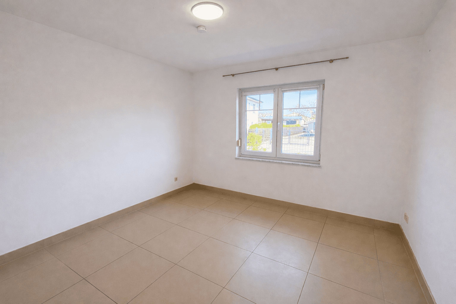 Prodej domu 121 m², pozemek 974 m², Oberbarnim, Braniborsko Prodej domu 121 m², pozemek 974 m², Oberbarnim, Braniborsko