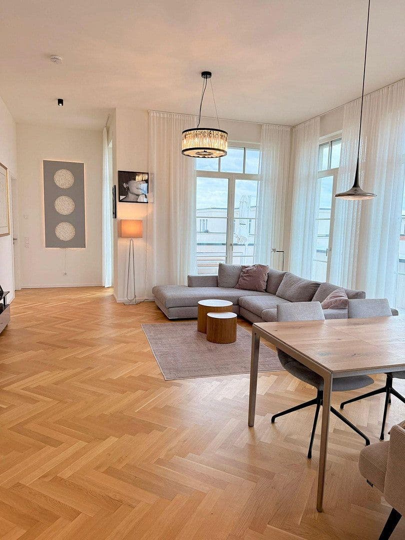 Prodej bytu 4+1 143 m², Potsdam, Braniborsko Prodej bytu 4+1 143 m², Potsdam, Braniborsko