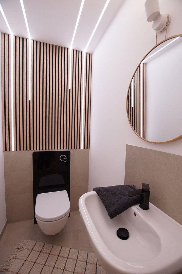 Prodej bytu 3+1 84 m², Wuppertal, Severní Porýní-Vestfálsko Prodej bytu 3+1 84 m², Wuppertal, Severní Porýní-Vestfálsko