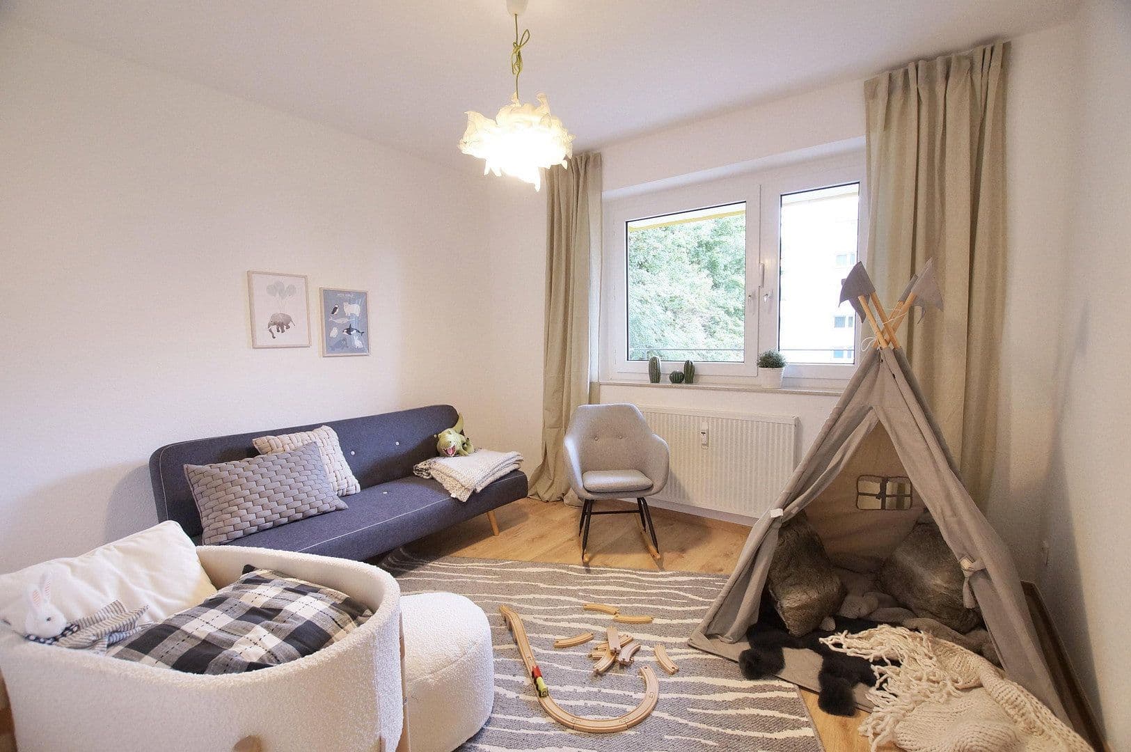 Prodej bytu 3+1 84 m², Wuppertal, Severní Porýní-Vestfálsko Prodej bytu 3+1 84 m², Wuppertal, Severní Porýní-Vestfálsko