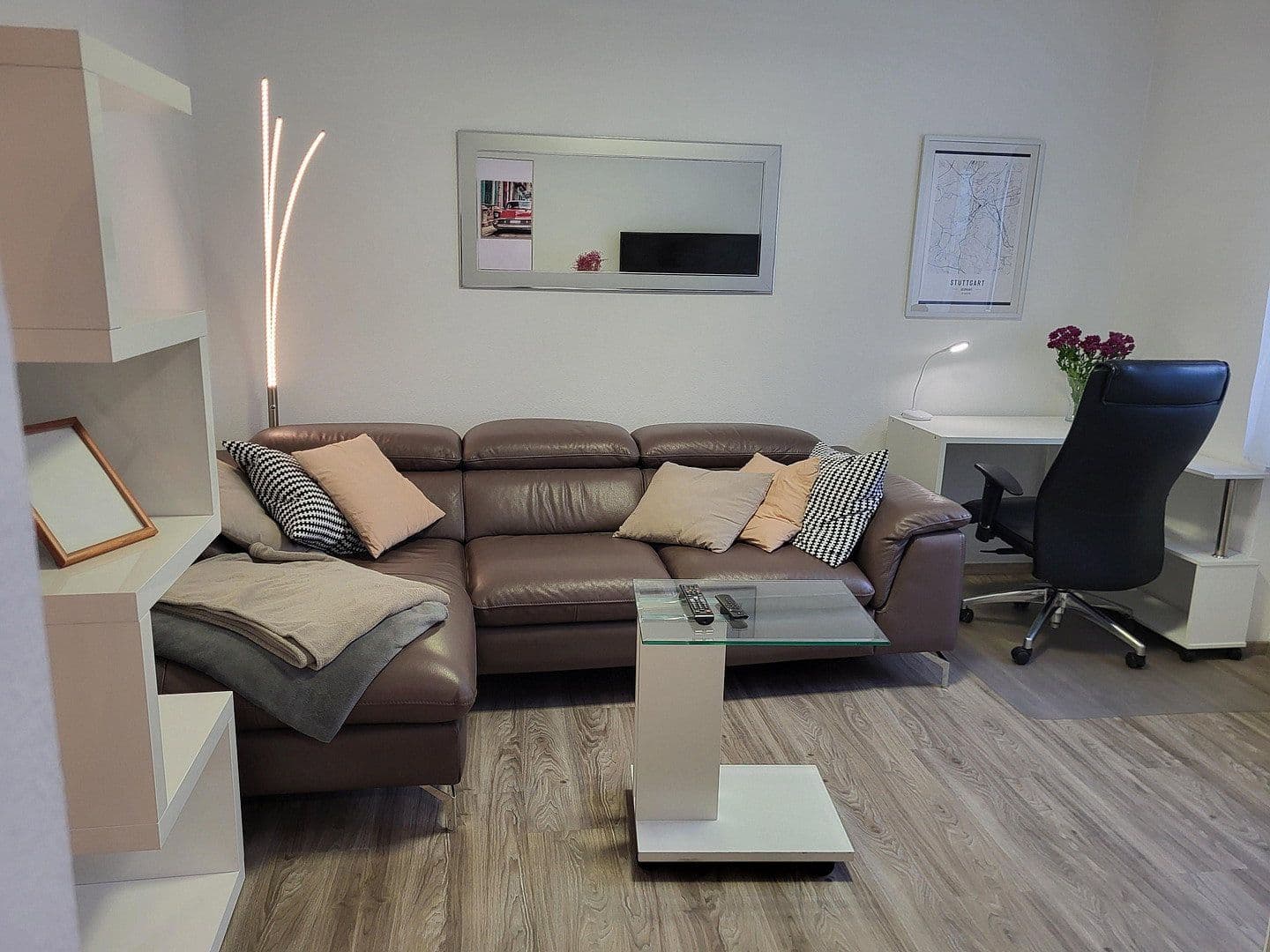 Pronájem bytu 2+kk 63 m², Rosenbergstr. 151, Stuttgart, Bádensko-Württembersko Pronájem bytu 2+kk 63 m², Rosenbergstr. 151, Stuttgart, Bádensko-Württembersko