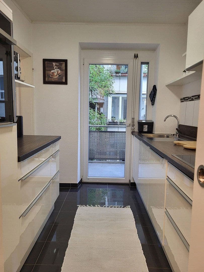 Pronájem bytu 2+kk 63 m², Rosenbergstr. 151, Stuttgart, Bádensko-Württembersko Pronájem bytu 2+kk 63 m², Rosenbergstr. 151, Stuttgart, Bádensko-Württembersko