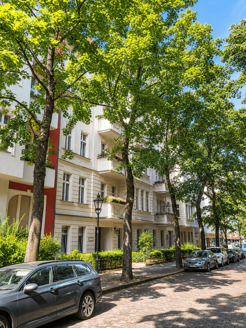 Prodej bytu 3+1 85 m², Johann-Sigismund-Straße 3, Berlin, Berlín Prodej bytu 3+1 85 m², Johann-Sigismund-Straße 3, Berlin, Berlín