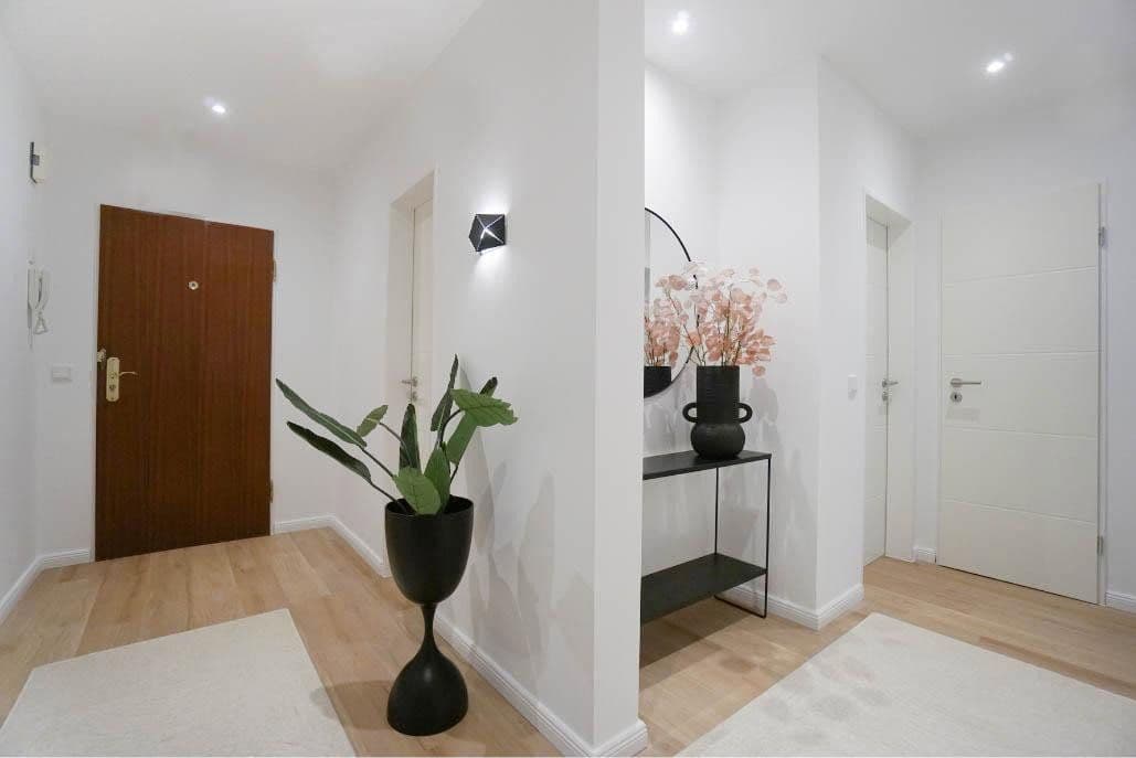 Pronájem bytu 3+1 70 m², Oldenburg, Dolní Sasko Pronájem bytu 3+1 70 m², Oldenburg, Dolní Sasko