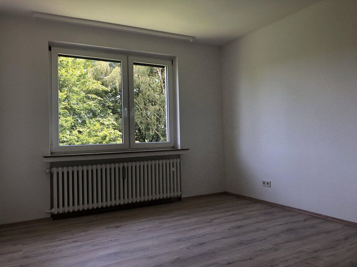 Pronájem bytu 3+kk 72 m², Moselstraße 102, Heiligenhaus, Severní Porýní-Vestfálsko Pronájem bytu 3+kk 72 m², Moselstraße 102, Heiligenhaus, Severní Porýní-Vestfálsko