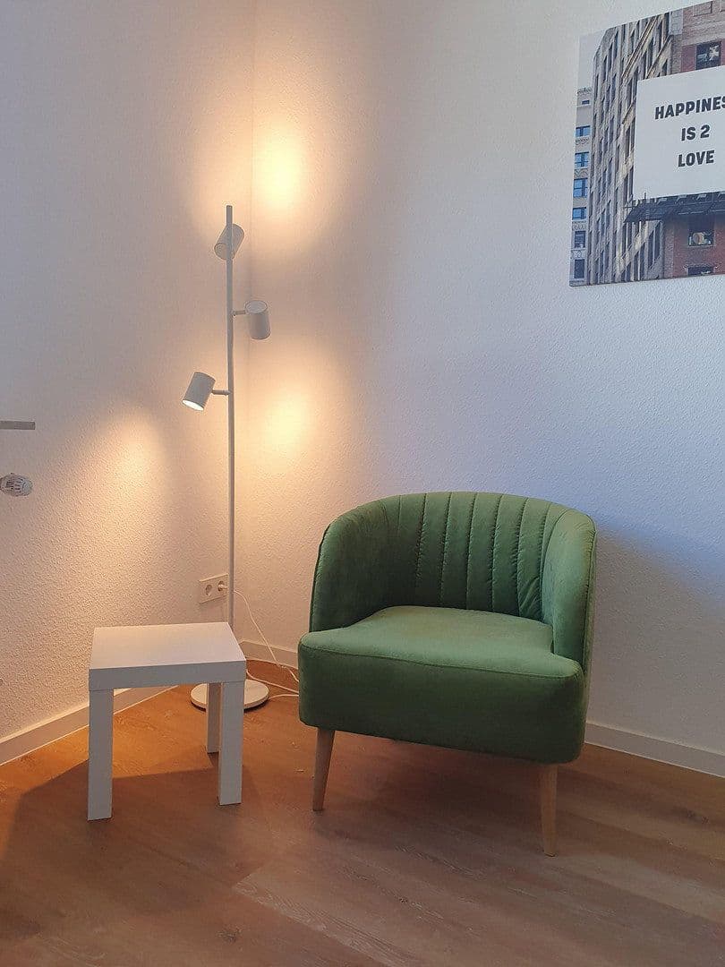 Pronájem bytu 6+1 140 m², Schwetzinger Straße 63, Karlsruhe, Bádensko-Württembersko Pronájem bytu 6+1 140 m², Schwetzinger Straße 63, Karlsruhe, Bádensko-Württembersko