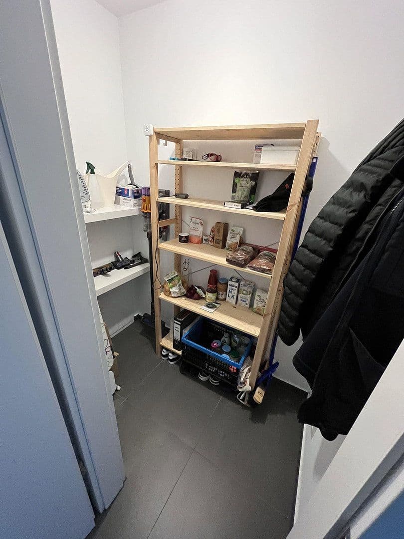 Pronájem bytu 3+kk 80 m², Heilbronner Str. 11, Neckarwestheim, Bádensko-Württembersko Pronájem bytu 3+kk 80 m², Heilbronner Str. 11, Neckarwestheim, Bádensko-Württembersko