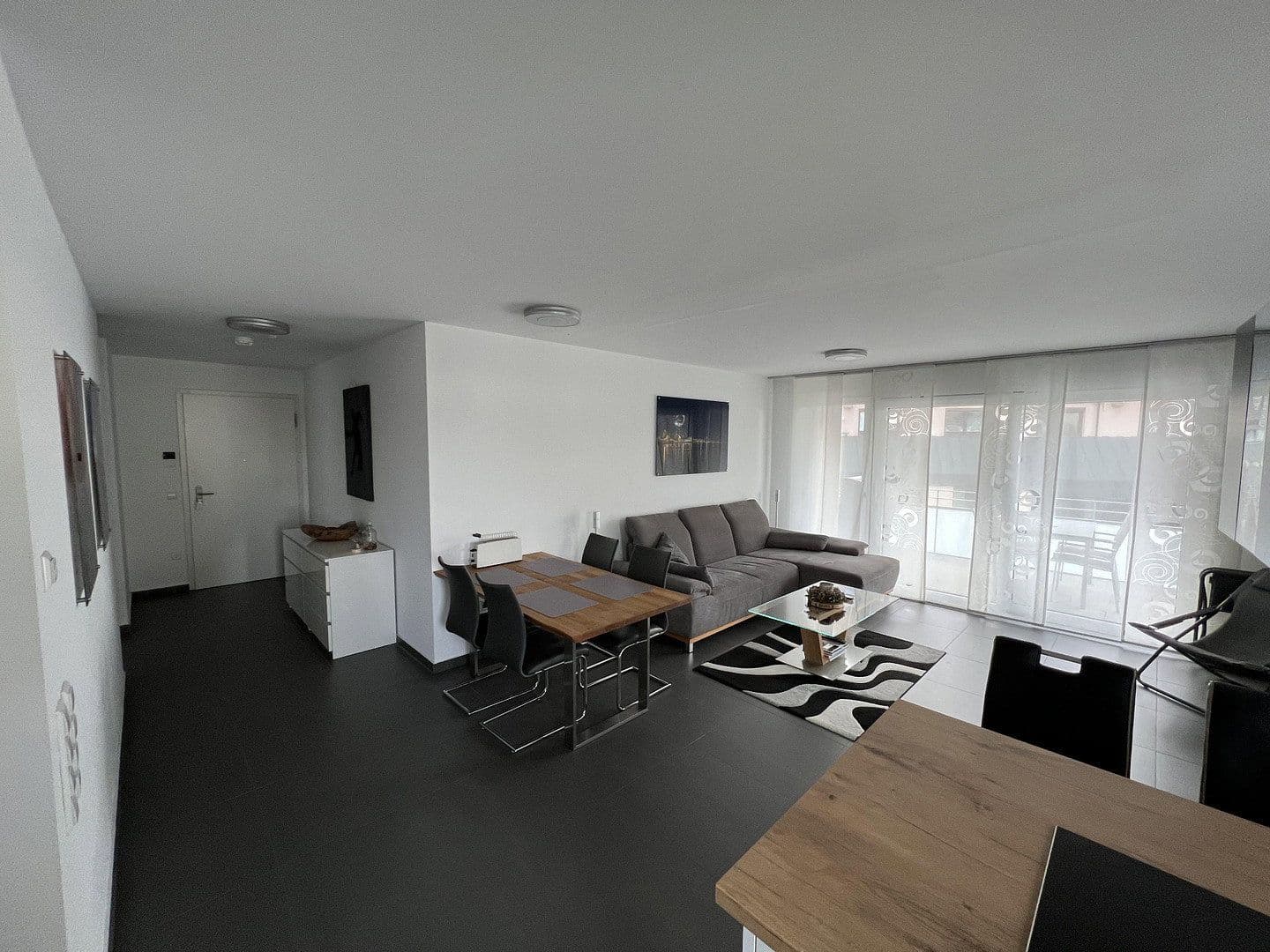 Pronájem bytu 3+kk 80 m², Heilbronner Str. 11, Neckarwestheim, Bádensko-Württembersko Pronájem bytu 3+kk 80 m², Heilbronner Str. 11, Neckarwestheim, Bádensko-Württembersko