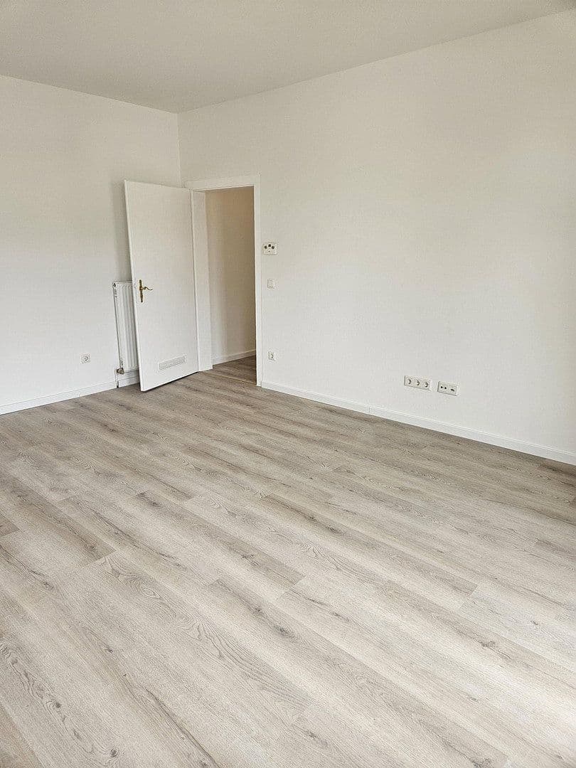 Pronájem bytu 4+1 79 m², Karlstrasse 7, Aschaffenburg, Bavorsko Pronájem bytu 4+1 79 m², Karlstrasse 7, Aschaffenburg, Bavorsko