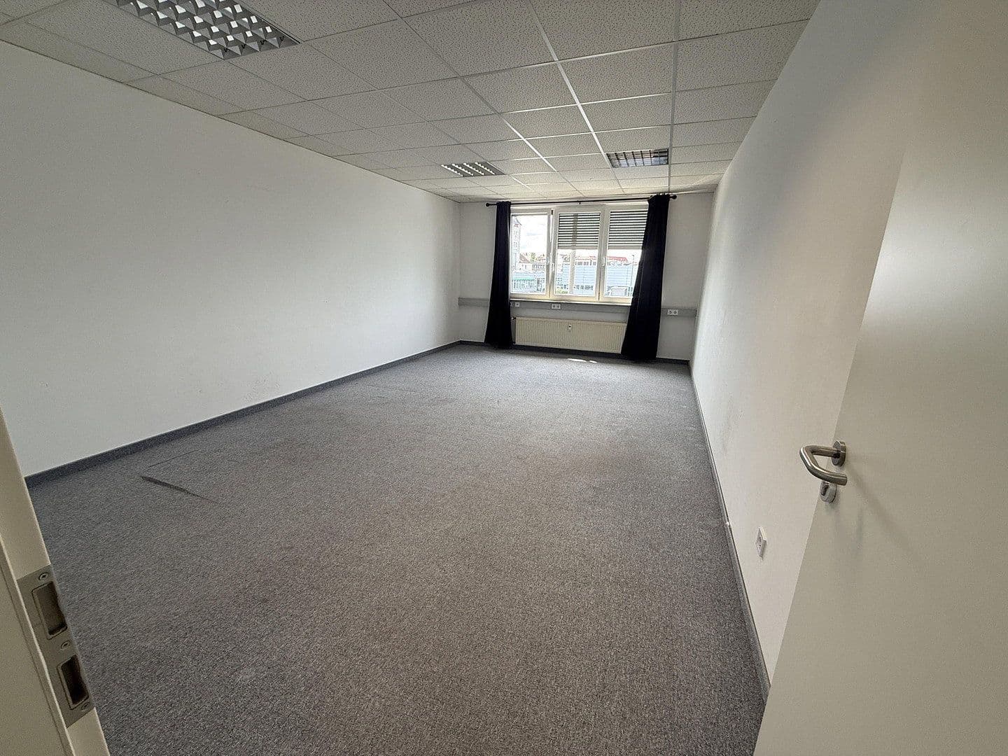 Pronájem bytu 3+1 79 m², Humbserstr.22, Fürth, Bavorsko Pronájem bytu 3+1 79 m², Humbserstr.22, Fürth, Bavorsko