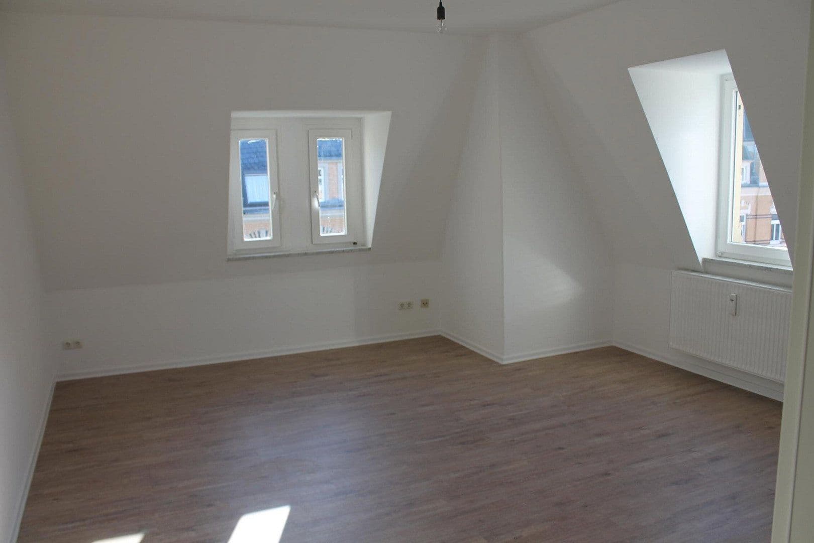 Prodej bytu 4+kk 107 m², Friedrich-Engels-Straße 49, Cvikov, Sasko Prodej bytu 4+kk 107 m², Friedrich-Engels-Straße 49, Cvikov, Sasko