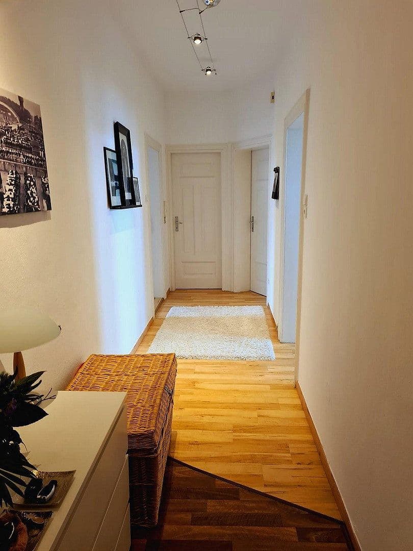 Pronájem bytu 3+1 72 m², Willmerstr. 20, Hannover, Dolní Sasko Pronájem bytu 3+1 72 m², Willmerstr. 20, Hannover, Dolní Sasko