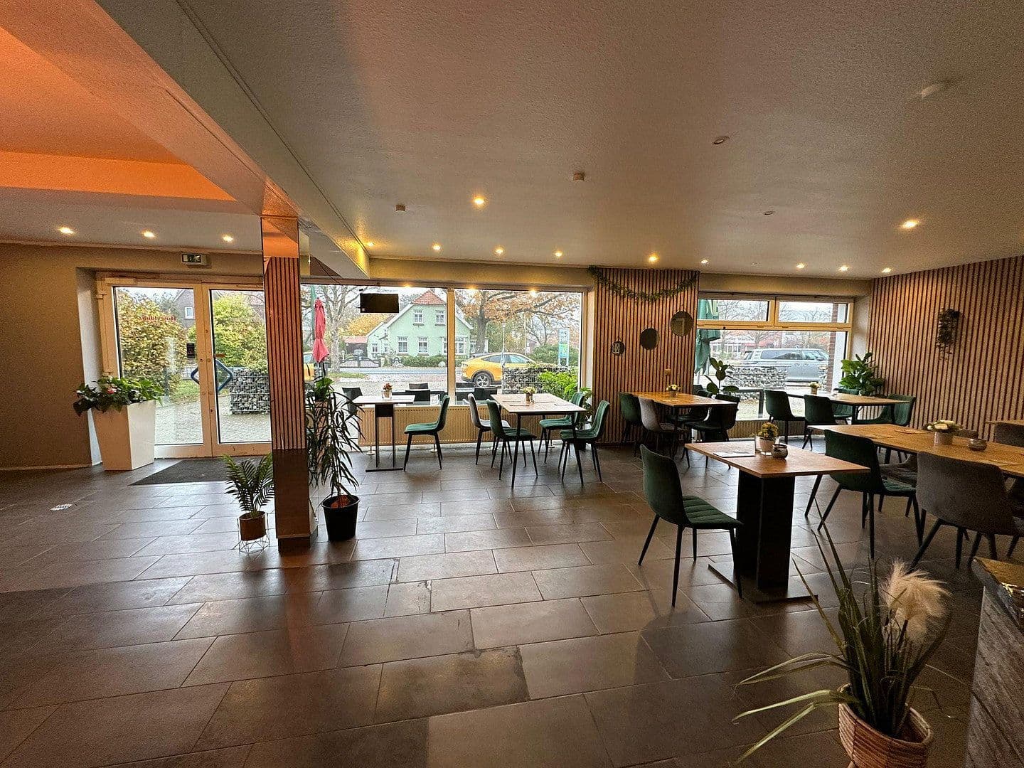 Pronájem nebytového prostoru 177 m², Lange Straße 51, Wangerland, Dolní Sasko Pronájem nebytového prostoru 177 m², Lange Straße 51, Wangerland, Dolní Sasko