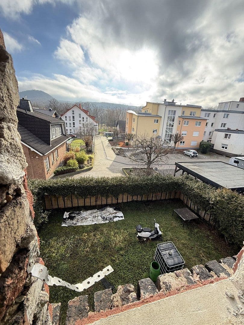 Prodej domu 160 m², pozemek 285 m², Sebastianstraße 33, Bad Neuenahr-Ahrweiler, Porýní-Falc Prodej domu 160 m², pozemek 285 m², Sebastianstraße 33, Bad Neuenahr-Ahrweiler, Porýní-Falc