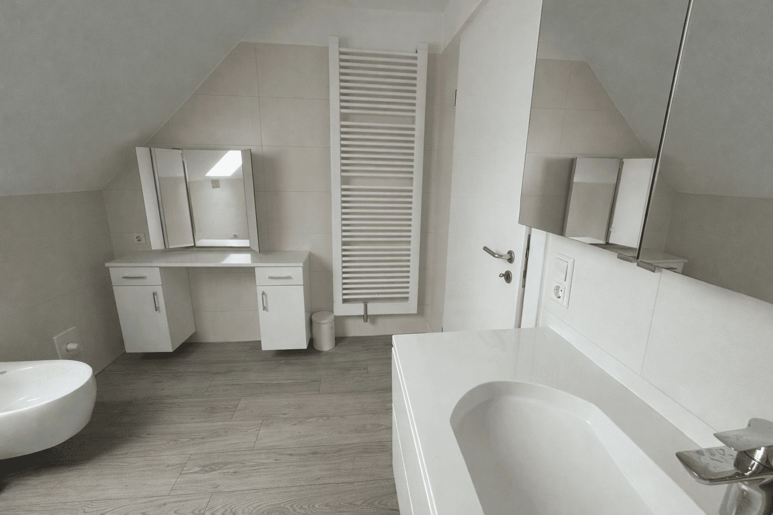 Prodej domu 204 m², pozemek 790 m², Blumenstr. 3, Syke, Dolní Sasko Prodej domu 204 m², pozemek 790 m², Blumenstr. 3, Syke, Dolní Sasko