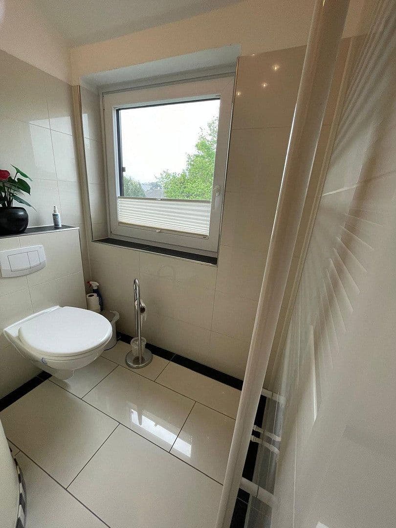 Prodej domu 204 m², pozemek 790 m², Blumenstr. 3, Syke, Dolní Sasko Prodej domu 204 m², pozemek 790 m², Blumenstr. 3, Syke, Dolní Sasko